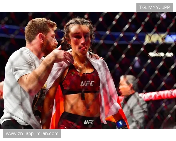 女子MMA爆发史诗级翻盘
