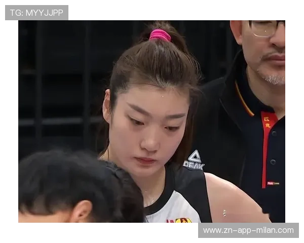 北京首钢女篮三连胜，张帆与李梦合力演绎高光时刻